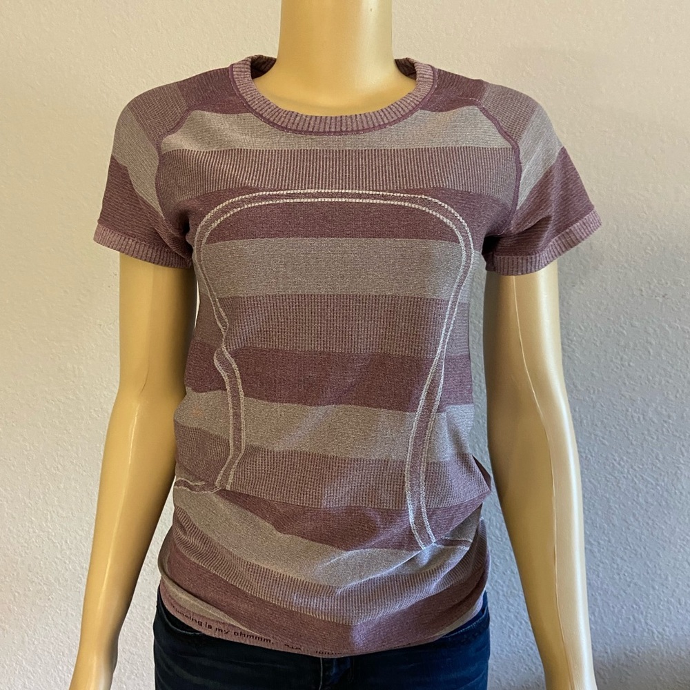 LULULEMON purple/gray stretchy shirt SIZE 8